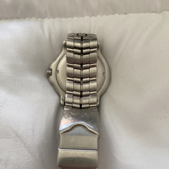 Tag Heuer 6000 Quartz Watch - Picture 8 of 16